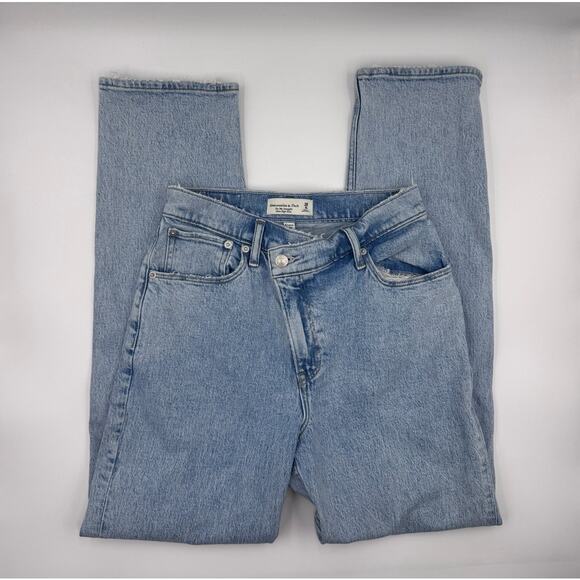 Abercrombie & Fitch 90s Straight Ultra High Rise Cross Button Curve Love - Picture 3 of 3